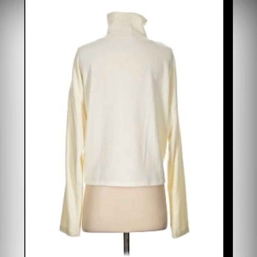 Double Zero Cream Women's Top